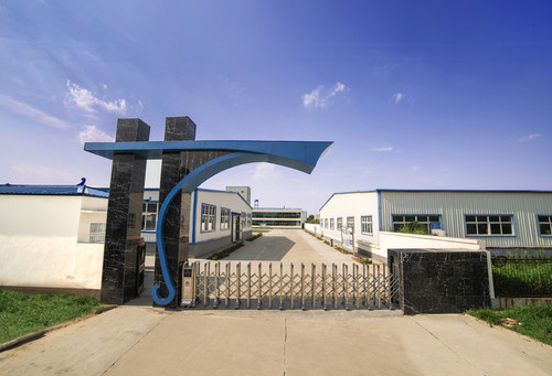 守護(hù)游泳池活力，瑞萊斯為你揭秘大功率游泳池水泵維護(hù)秘籍!:游泳池